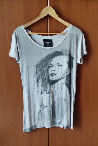 T-shirt zara, taglia M