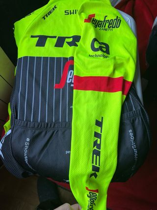 Maillot ciclismo TREK-Segafredo