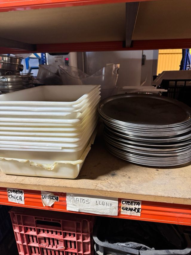 Cubetas & tablas cortar catering