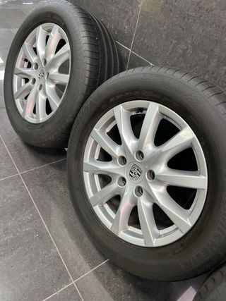 Llantas porsche panamera con neumáticos