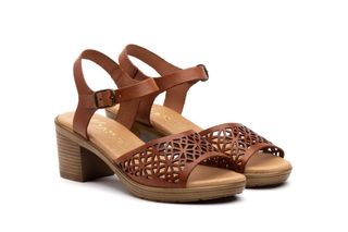 Sandalias Con Tacón