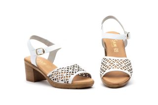 Sandalias Con Tacón