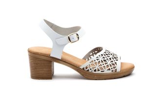 Sandalias Con Tacón