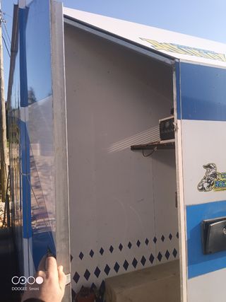 REMOLQUE CARROZADO MOTO - KART