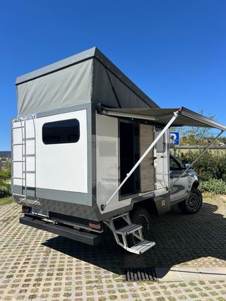 Toyota Hilux Camper 4x4 2016