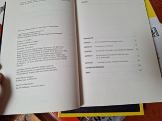 Libro "La materia oscura" National Geographic