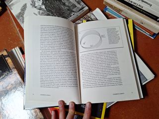 Libro "La materia oscura" National Geographic