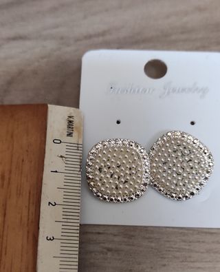 Orecchini per lobi forati