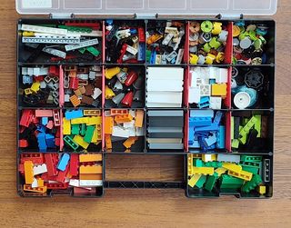 5900 Piezas de LEGO