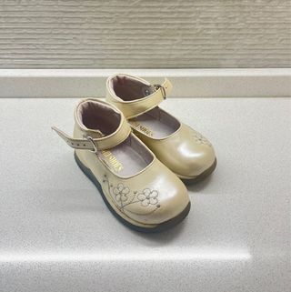 Sandali bambina chiusi con fiori 23 made in italy