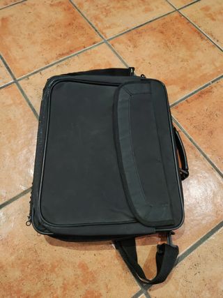 Maletín portátil negro