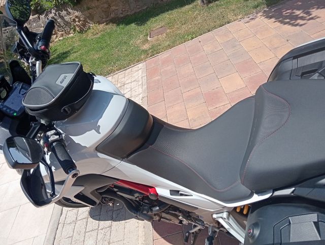 Ducati Multistrada 1200S