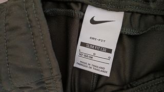 2 Pantalón NIÑO Nike FCB negro y verde oscuro - L