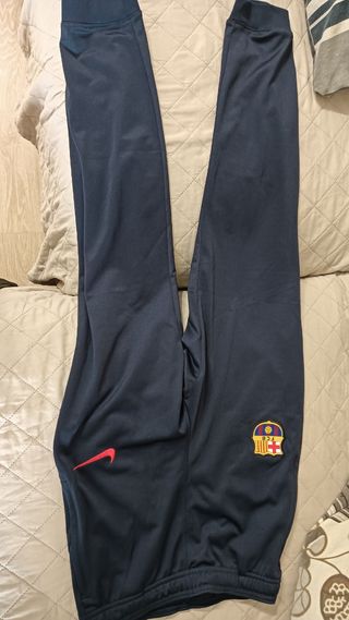 2 Pantalón NIÑO Nike FCB negro y verde oscuro - L