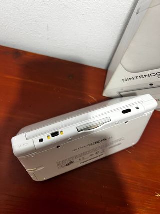 Nintendo 3DS XL