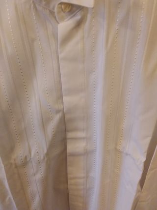 Camisa blanca de gala