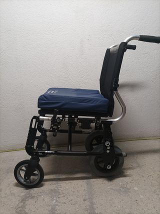 Silla de ruedas estrecha 40 cm