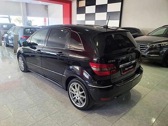 MB 200 CDI, Automático, llanta 17", espejos abatib