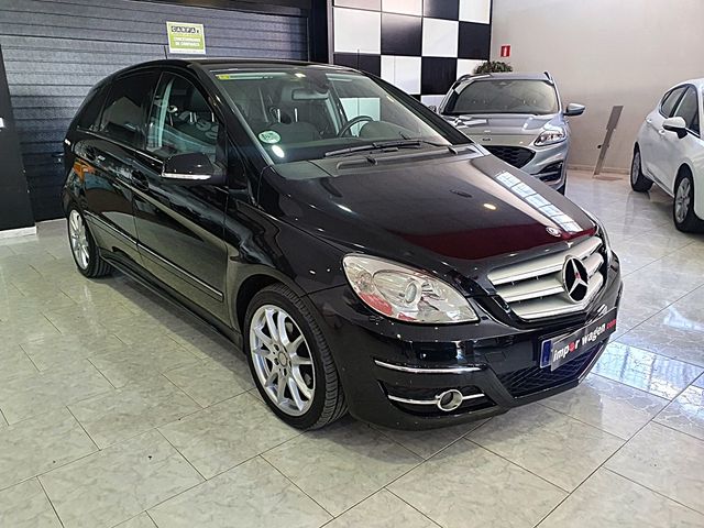 MB 200 CDI, Automático, llanta 17", espejos abatib