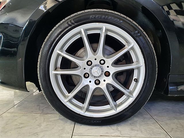 MB 200 CDI, Automático, llanta 17", espejos abatib