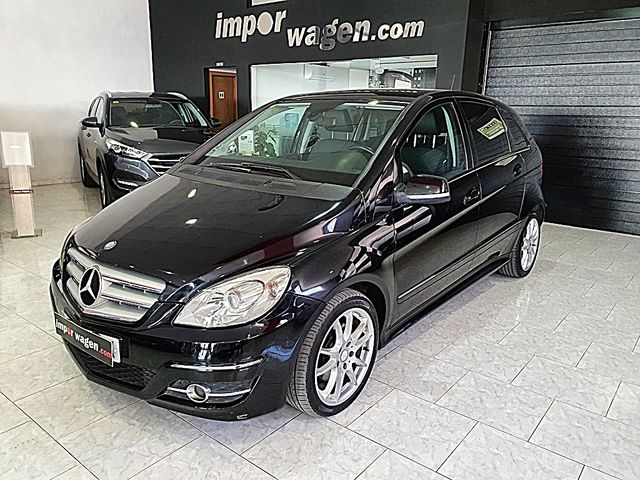 MB 200 CDI, Automático, llanta 17", espejos abatib