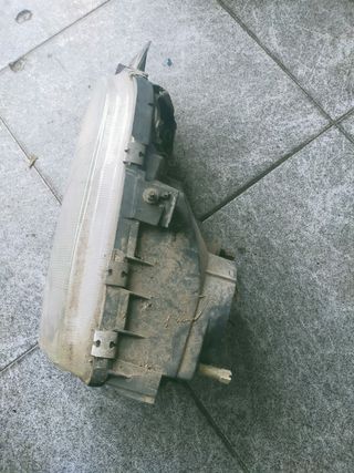 Faro delantero izq FORD SIERRA