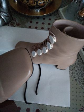 Botines Uterqüe beige - Nuevos