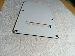 Tapas trémolo Fender (2) negra y blanca !!