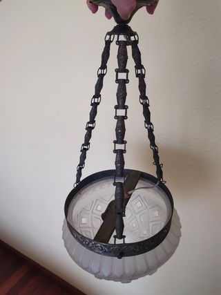 Antigua lámpara de techo