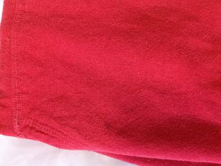 Magnífica sudadera Champion.