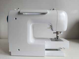 Máquina coser Alfa Next100