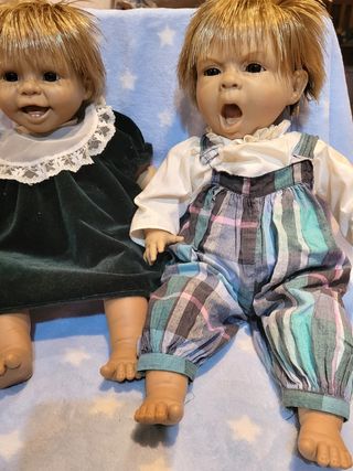 Parejita de muñecos gestitos