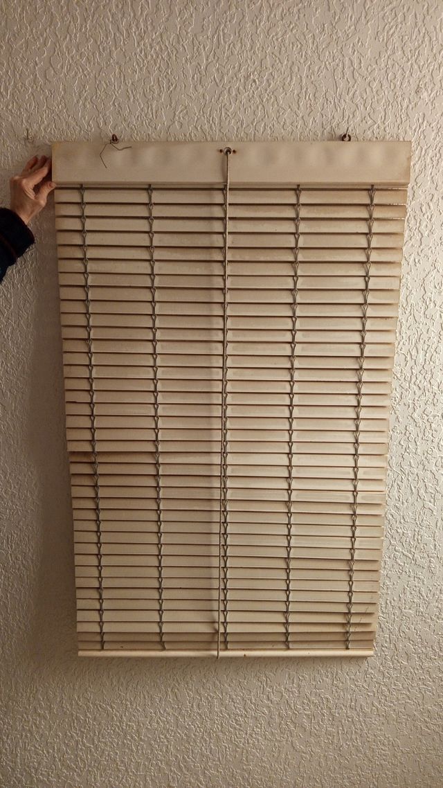 Persiana plástico color beige