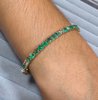 Pulsera de oro rosa de 18 kt con esmeraldas