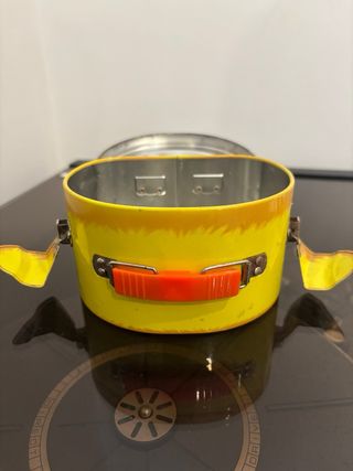 Kinder Ferrero Ovetto Latta Vintage Lunch Box