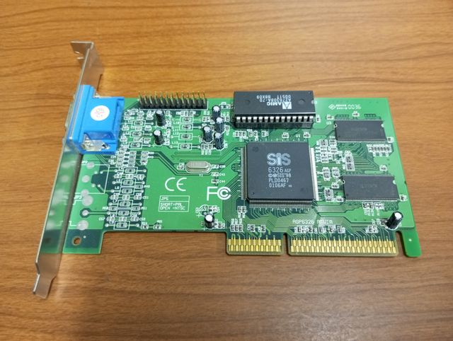 Tarjeta gráfica SiS 6326 8MB AGP