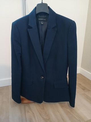 Chaqueta mujer azul marino Mango. Talla M.