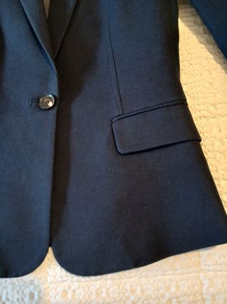 Chaqueta mujer azul marino Mango. Talla M.