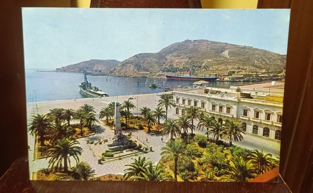 Postal gigante Cartagena Héroes Cavite Puerto 70's