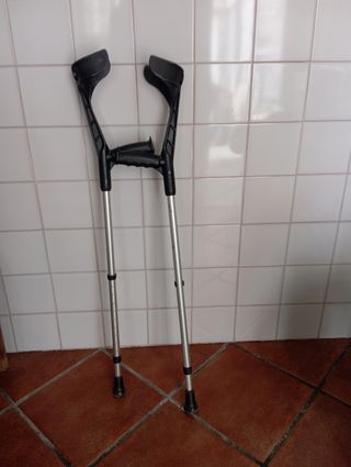 Muletas regulables.