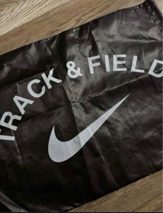 Bolsa Nike Track & Field - Negra