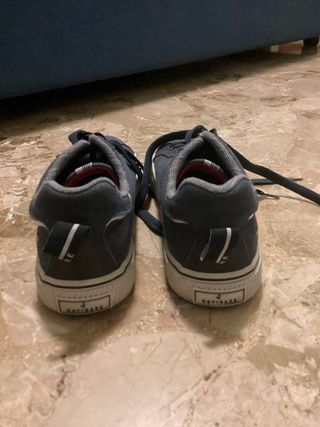 Scarpe uomo/ragazzo. Ideali per i mezzi tempi!