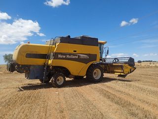 Cosechadora New Holland CS540