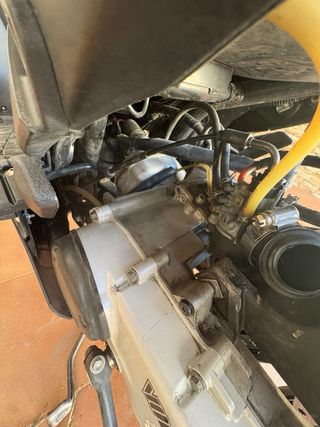 Aprilia SR 50 R - Motocicleta