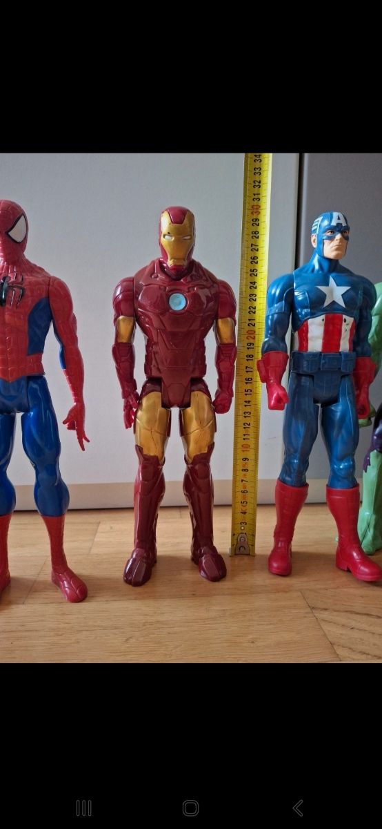 Figures Avengers