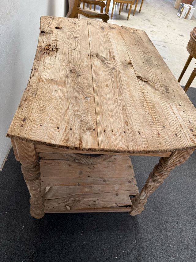 Mesa camilla rústica en madera XIX.