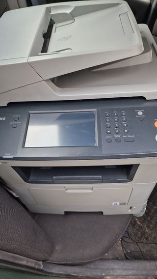 Impresora Samsung SCX-5635 gris