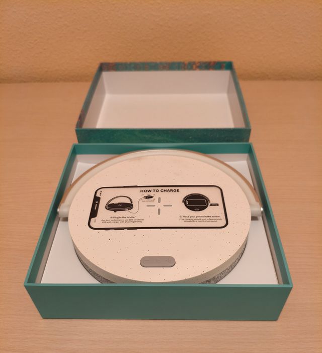 💡 Lampada a LED con altoparlante - NUOVA