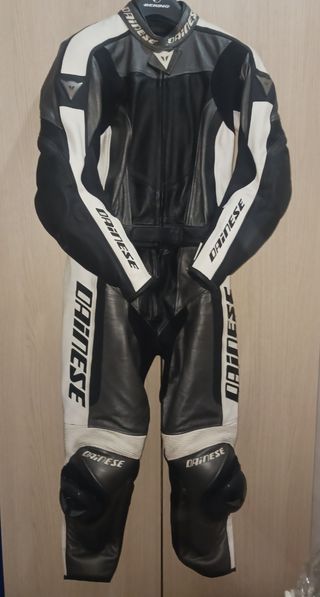 Traje cuero Dainese 