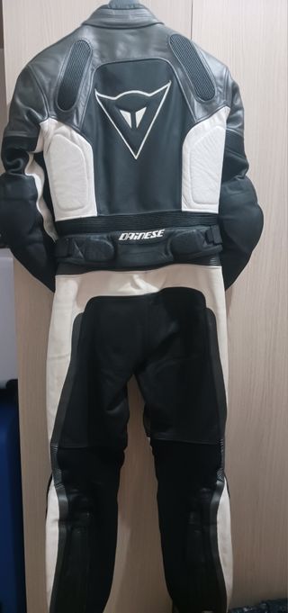 Traje cuero Dainese 